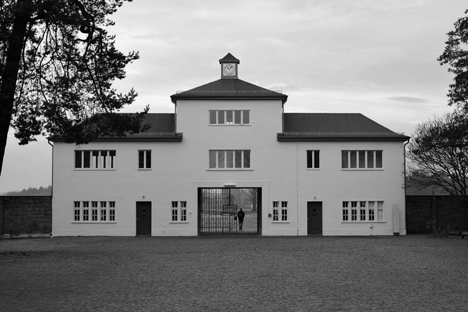 Private Sachsenhausen Concentration Camp Memorial Tour - Refund Policy