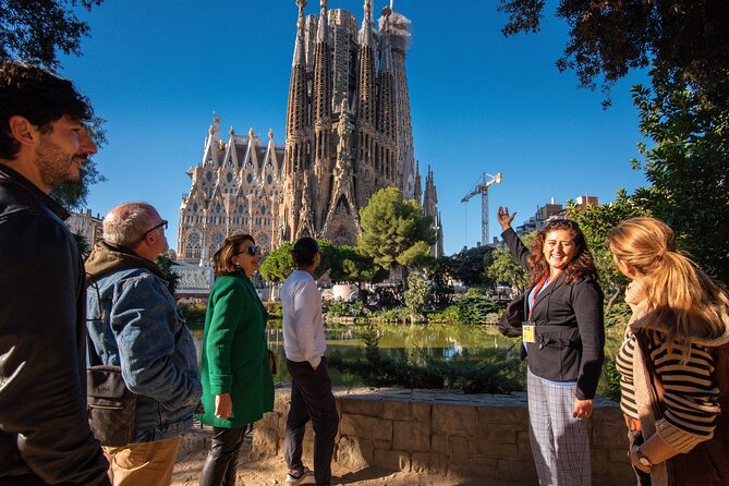 Private Sagrada Familia Guided Tour With Skip the Line Ticket - Traveler Photos and Reviews