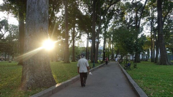Private Saigon Morning Exercise-Drink Bird Coffee-City Tour - Historical Significance of Sites