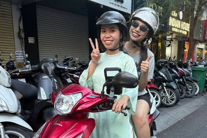 Private Saigon Scooter Ride with Local Guide - Exploring Saigon on Two Wheels: What You Can Expect