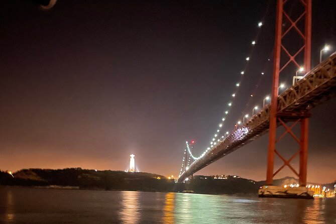 Private Sailing and Wine Tasting Tour in Lisbon - Tour Highlights