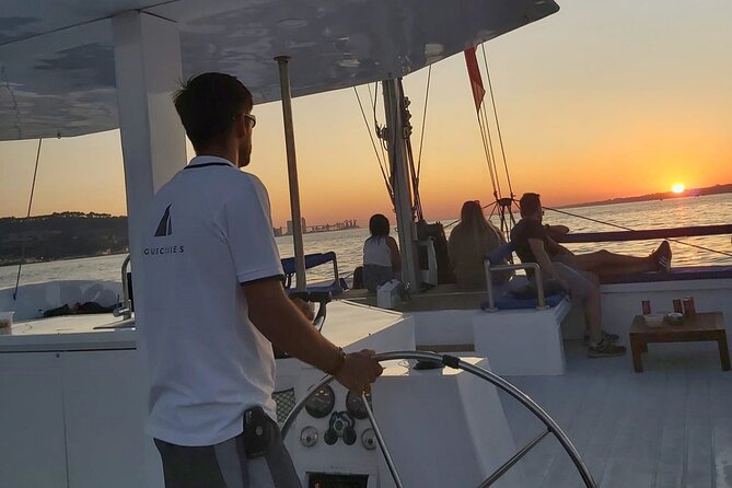 Private Sailing Catamaran Tour in Lisbon - Common Questions