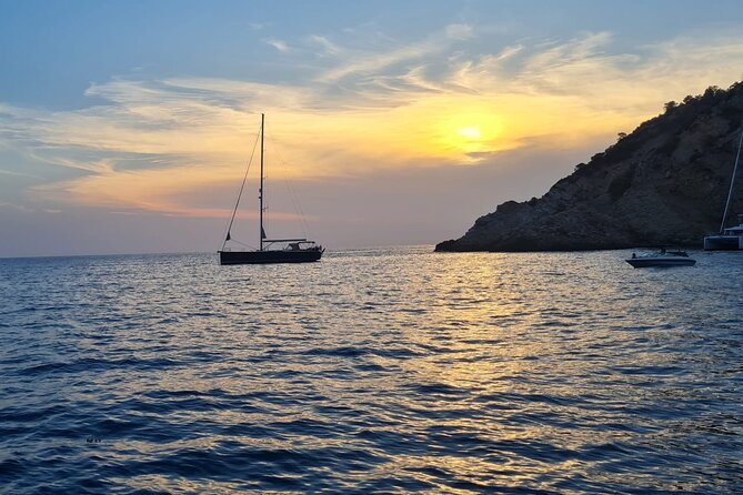 Private Sailing Experience in Andratx, Mallorca W Snacks & Drinks - Stunning Scenery and Coastal Views