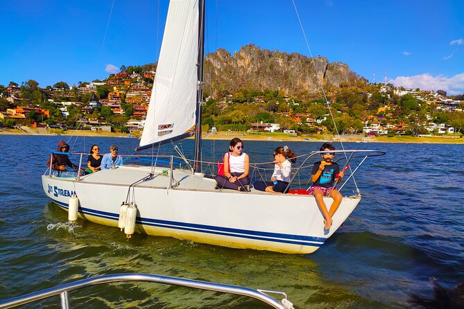 Private Sailing Tour in Valle De Bravo - Meeting and Pickup Details