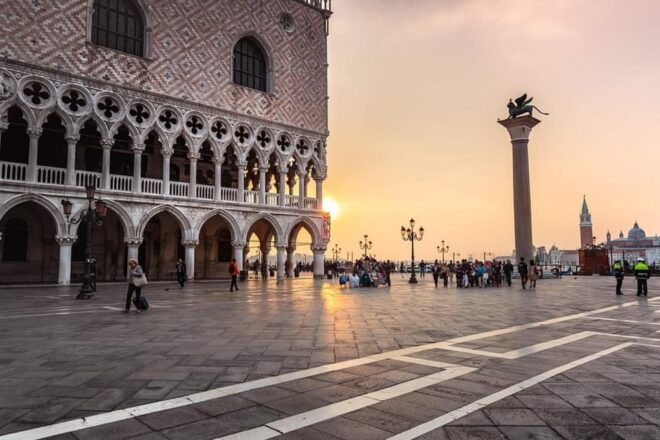 Private Saint Marks Square and the Highlights of Venice - Booking and Cancellation Policy