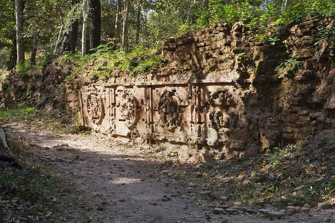 Private Sambor Preikuk & Spean Praptos Guided Tour - Dress Code and Etiquette