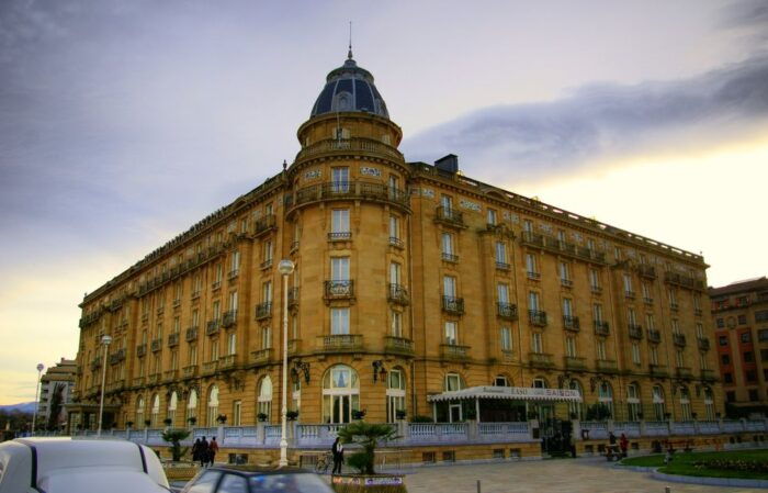 Private San Sebastian City Walking Tour - Discovering the Old Town of San Sebastian