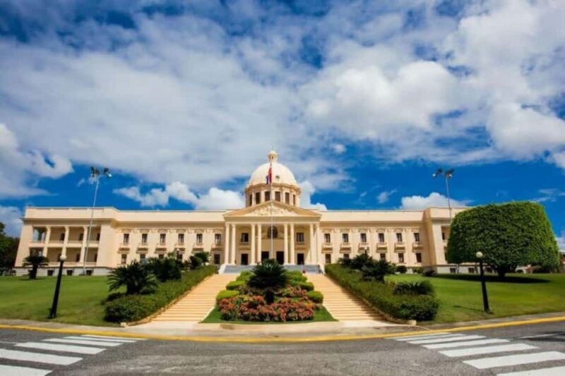 Private Santo Domingo Full-Day Experience with Lunch - Good To Know