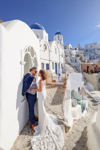 Private Santorini Wedding Photoshoot - Pricing and Duration
