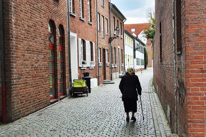 Private Scavenger Hunt in the Kaiserswerther Düsseldorf - Operator and Additional Information