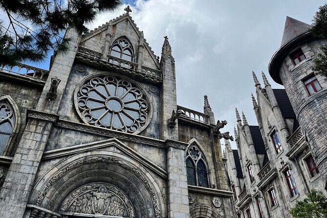 Private Scenic Tour to Ba Na Hills and Golden Bridge from Da Nang - FAQ