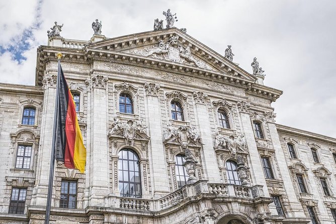 Private Scenic Transfer From Frankfurt to Munich With 4h of Sightseeing - Common Questions