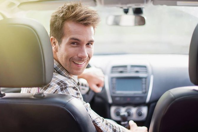 Private Scenic Transfer From Munich to Prague With 4h of Sightseeing - Overview of Private Scenic Transfer