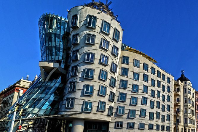 Private Scenic Transfer From Munich to Prague With 4h of Sightseeing - The Sum Up