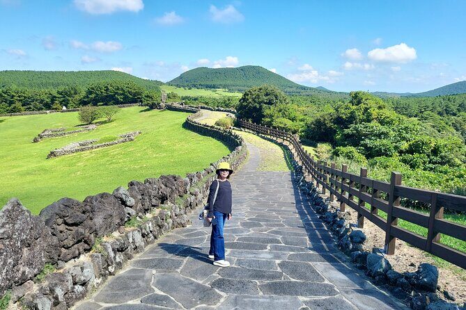 Private schedule Day Tour With Local Taxi Driver in jeju island - FAQ