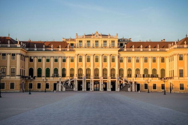 Private Schönbrunn Palace Tour: Entrance Included - Skip the Ticket Line