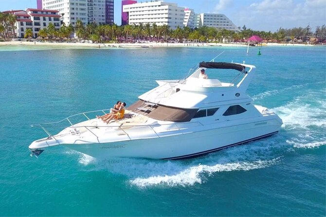 Private SeaRay 47ft Yacht Rental Cancun 23P6 - Common Questions