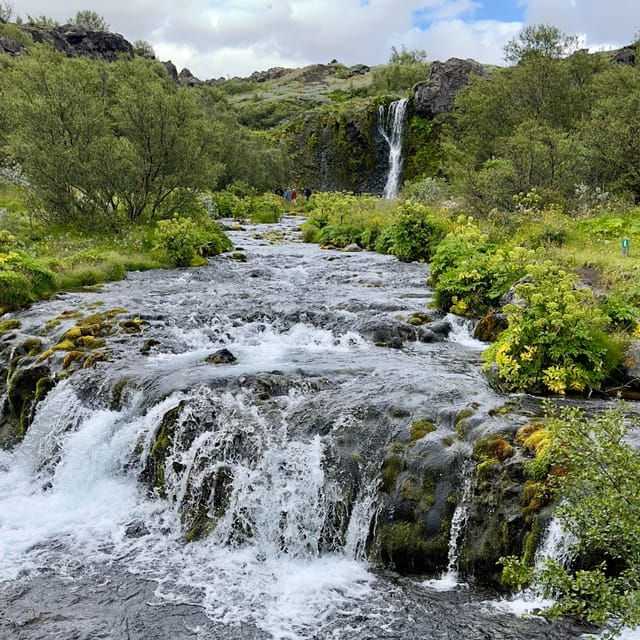 Private Secret circle tour: Háifoss, Gjáin, The Turf farm - A Day of Natural Wonders: What You Can Expect