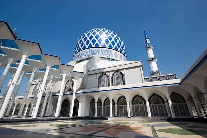 Private Selangor Day Tour : Batu Caves, Blue Mosque, Fruit Valley, Malawati Hill - Frequently Asked Questions