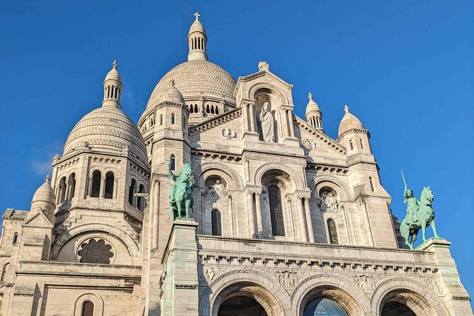 Private Self-Guided Audio Tour in Paris Montmartre District - Famous Landmarks and Attractions