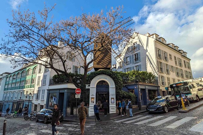 Private Self-Guided Audio Tour in Paris Montmartre District - Recommended Itinerary and Route