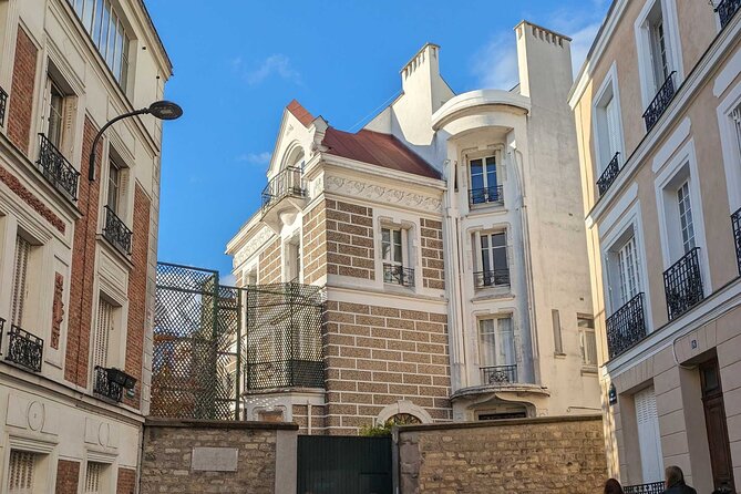 Private Self-Guided Audio Tour in Paris Montmartre District - How to Access and Start the Tour