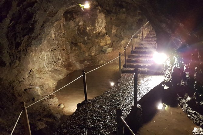Private Service Half-day The Volcanic Caves Tour - Experience Highlights