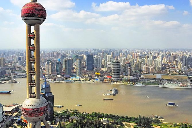 Private Shanghai Day Tour of Zhujiajiao Water Town,Yu Garden and Bund - Guide and Driver Information