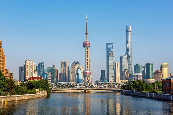 Private Shanghai Day Tour: Shanghai Museum, Yu Garden, Bund, Huangpu Cruise - Tour Overview