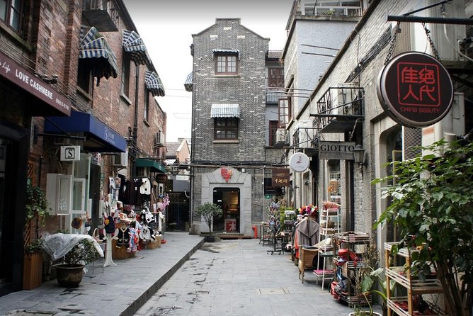 Private Shanghai Highlight Architecture Tour With Chinese Lunch - Additional Information