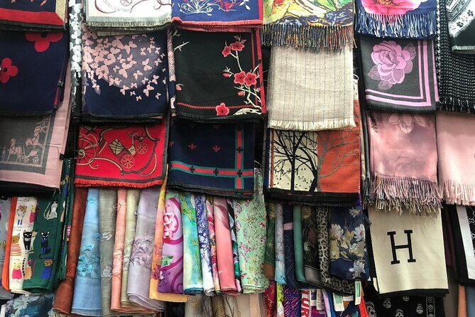 Private Shanghai Shopping Tour with Local Shopping Guru - Exploring Shanghai’s Best Markets