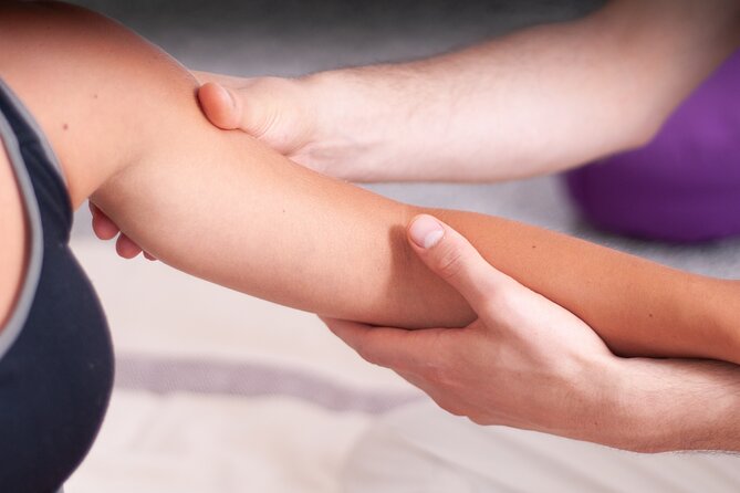 Private Shiatsu Treatment in Turin - Participants and Pricing