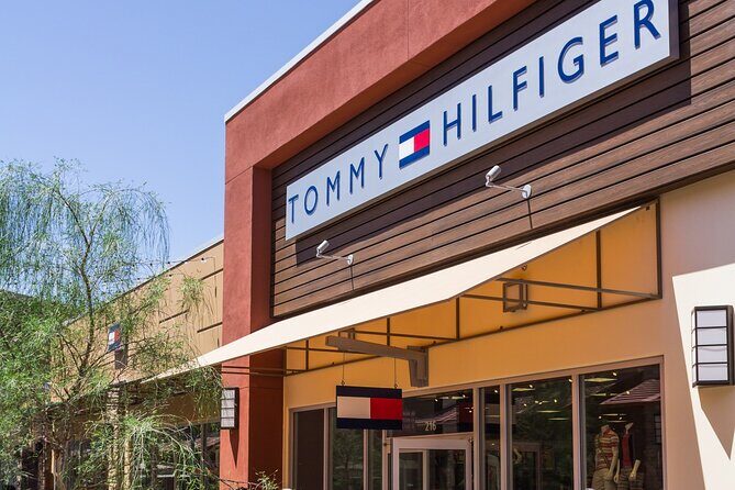 Private Shopping Tour from Phoenix to Tanger Outlets Phoenix - An In-Depth Look at the Shopping Experience