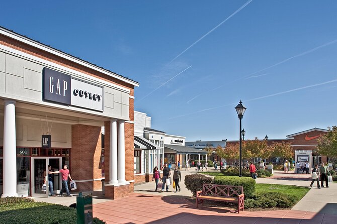Private Shopping Tour From Washington to Leesburg Premium Outlets - Tour Details