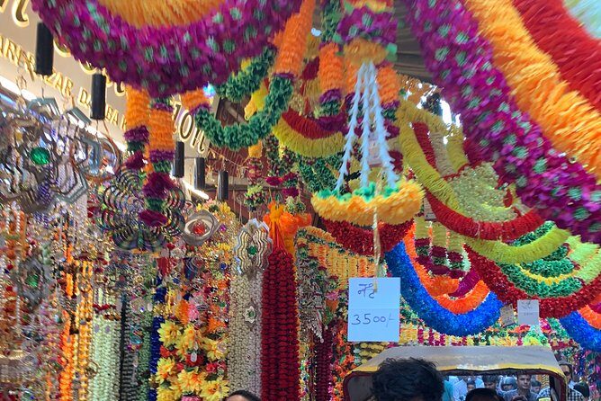 Private Shopping Tour in Agra - What to Expect on the Tour