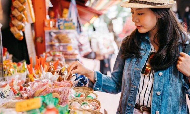 Private Shopping Tour With Round Trip Transportation - Tour Duration and Guide Availability