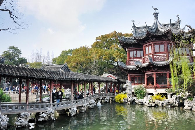 Private Shore Excursion of Zhujiajiao Water Town and Shanghai City Highlights - Meeting and Pickup