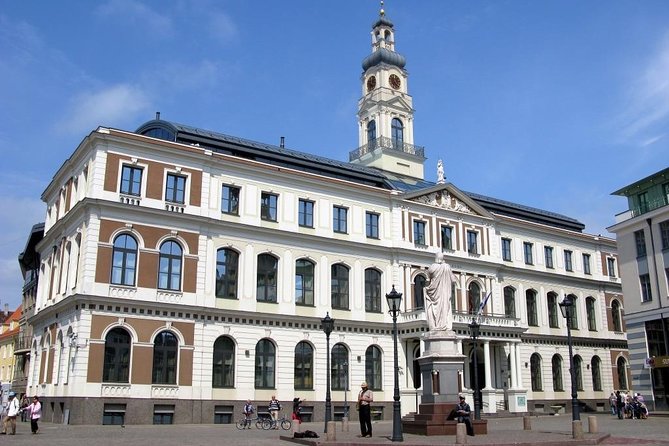 Private Shore Excursion: Walking Tour of Riga - Pricing Details