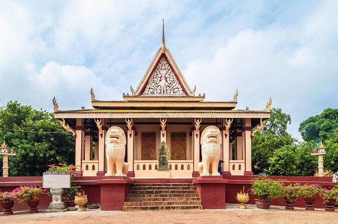 Private Shore Tour: Discover Phnom Penh's Historical Gems - Is This Tour Right for You?
