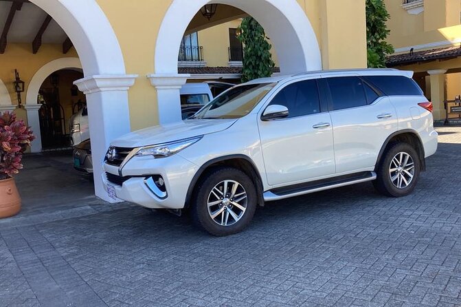 Private Shuttle San Jose Airport to Los Suenos Marriot Herradura - Pricing and Availability