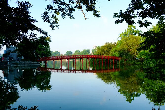Private Sightseeing in Hanoi With Street Food Tasting - Private Sightseeing Itinerary