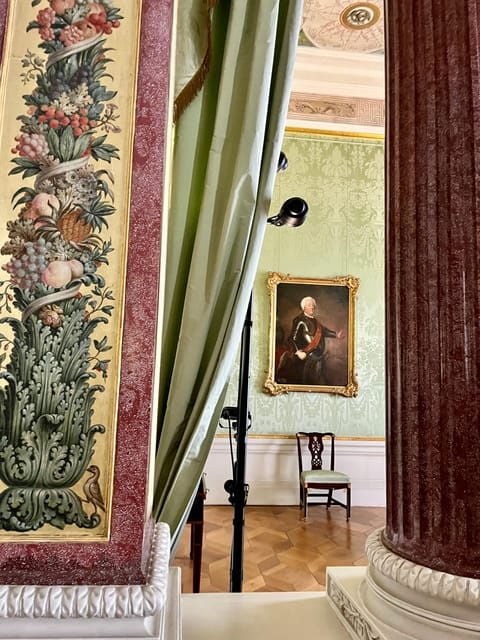 Private Sightseeing Tour by Taxi to Potsdam and Sanssouci - Tour Experience and Language