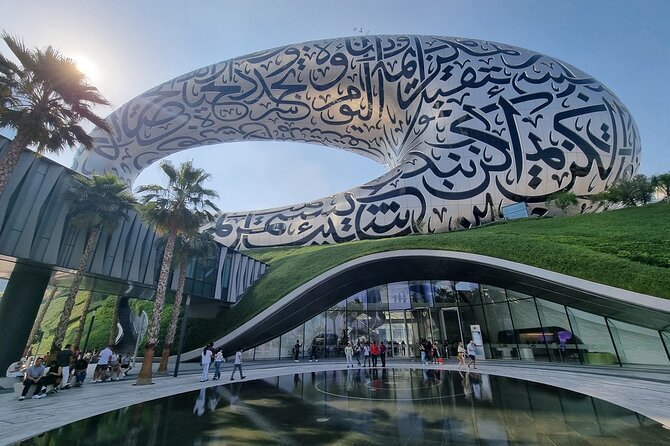 Private Sightseeing Tour in Dubai With Pickup - The Sum Up