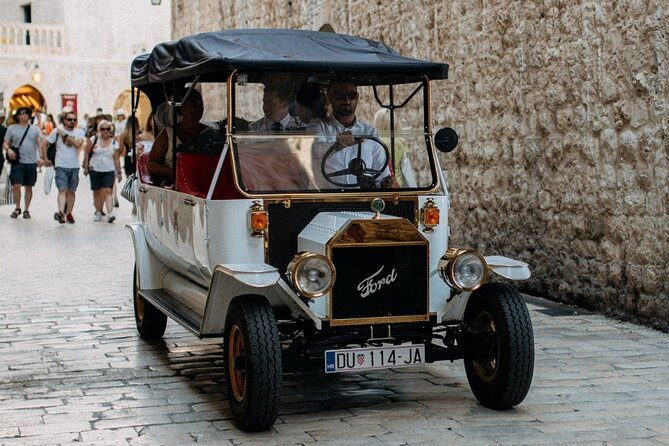 Private Sightseeing Tour in Dubrovnik With a Classic Old Car - The Sum Up