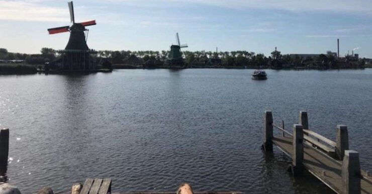Private Sightseeing Tour to the Windmills & Giethoorn - Experience Highlights