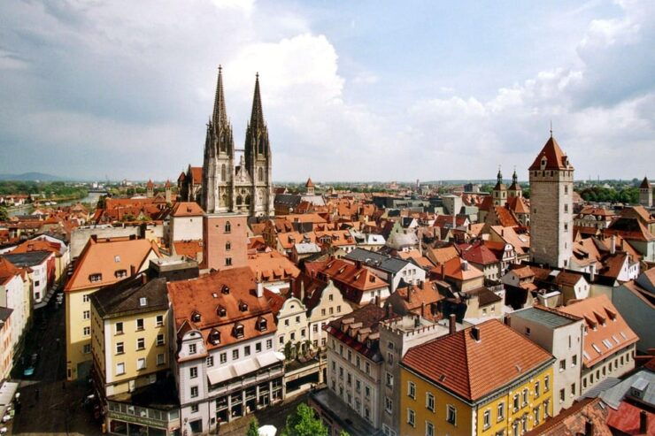 Private Sightseeing Transfer Prague - Munich - Key Points
