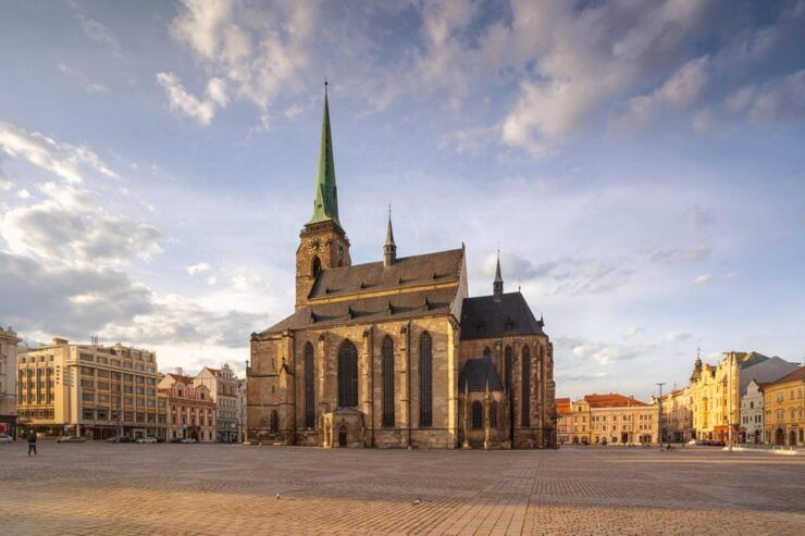 Private Sightseeing Transfer Prague - Munich - Pricing Details
