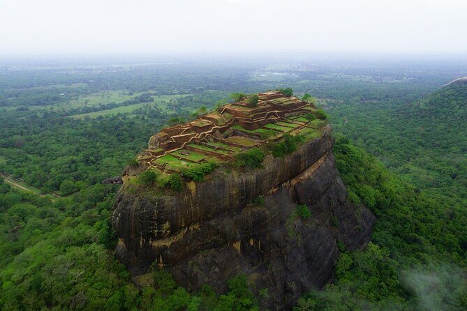 Private Sigiriya, Polonnaruwa & Cave Temple Tour from Dambulla - A Deep Dive into the Tour