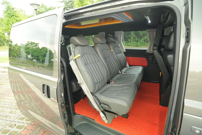 Private Singapore Departure Transfer: Hotel to Changi Airport - Smooth and Hassle-Free Transportation
