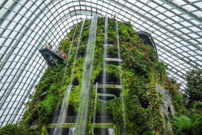 Private Singapore Night Tour Gardens and Satay by The Bay - Private Tour Experience